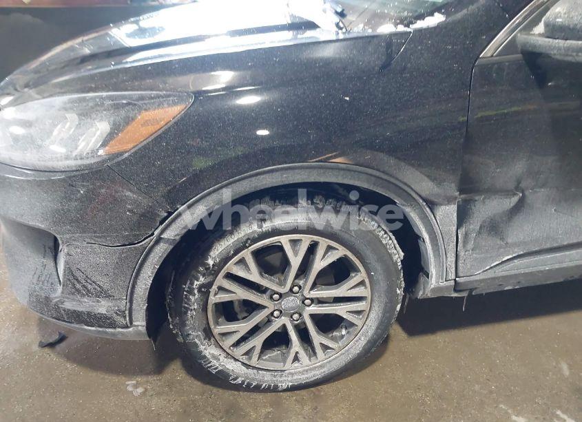 Photo 6 of 2022 Ford Escape SEL (VIN 1FMCU9H97NUB26618)