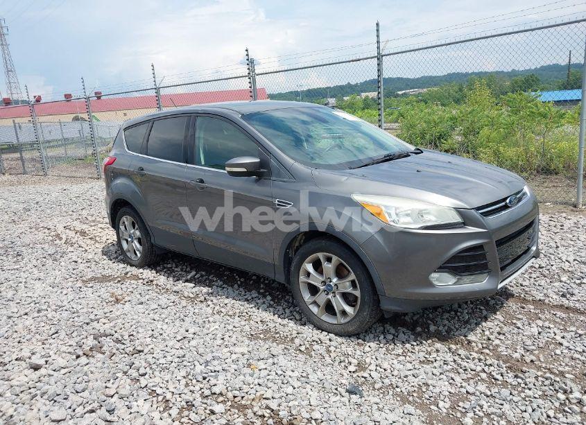 2013 Ford Escape SEL (VIN 1FMCU9H98DUA29863) main photo
