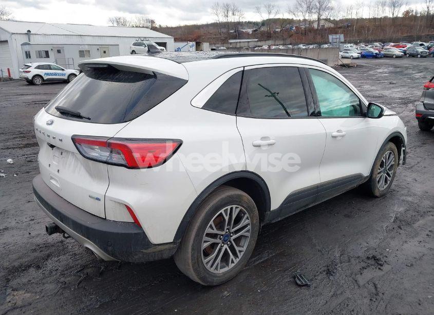 Photo 4 of 2020 Ford Escape SEL (VIN 1FMCU9H98LUA04847)