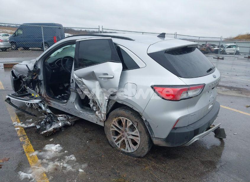 Photo 3 of 2020 Ford Escape SEL (VIN 1FMCU9H98LUB24146)