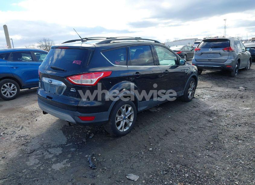 Photo 4 of 2013 Ford Escape SEL (VIN 1FMCU9H99DUA37745)