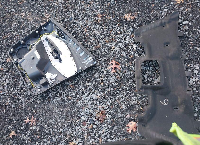 Photo 12 of 2013 Ford Escape SEL (VIN 1FMCU9H99DUB35884)