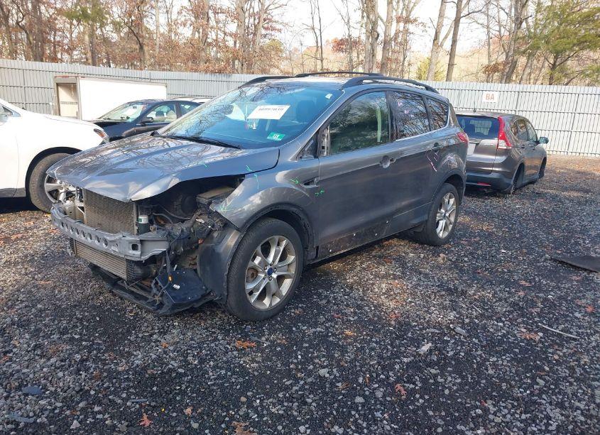 Photo 2 of 2013 Ford Escape SEL (VIN 1FMCU9H99DUB35884)