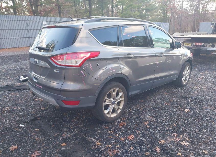 Photo 4 of 2013 Ford Escape SEL (VIN 1FMCU9H99DUB35884)