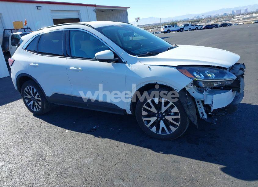 Photo 19 of 2020 Ford Escape SEL (VIN 1FMCU9H99LUC64626)