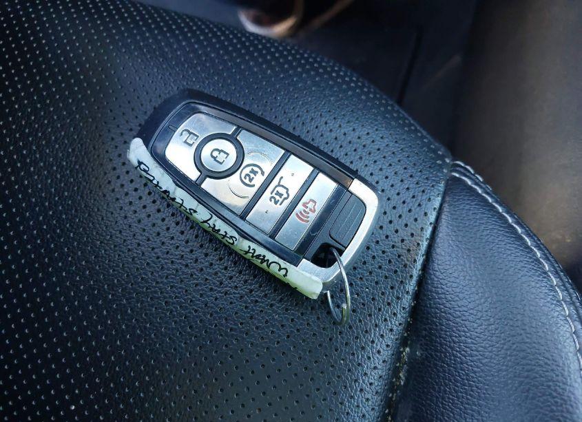 Photo 11 of 2022 Ford Escape SEL (VIN 1FMCU9H99NUA43871)