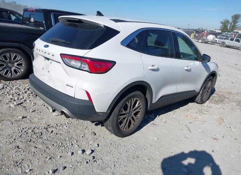 Photo 4 of 2022 Ford Escape SEL (VIN 1FMCU9H99NUA43871)