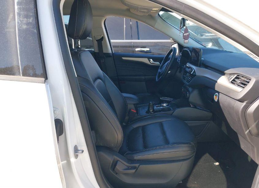 Photo 5 of 2022 Ford Escape SEL (VIN 1FMCU9H99NUA43871)