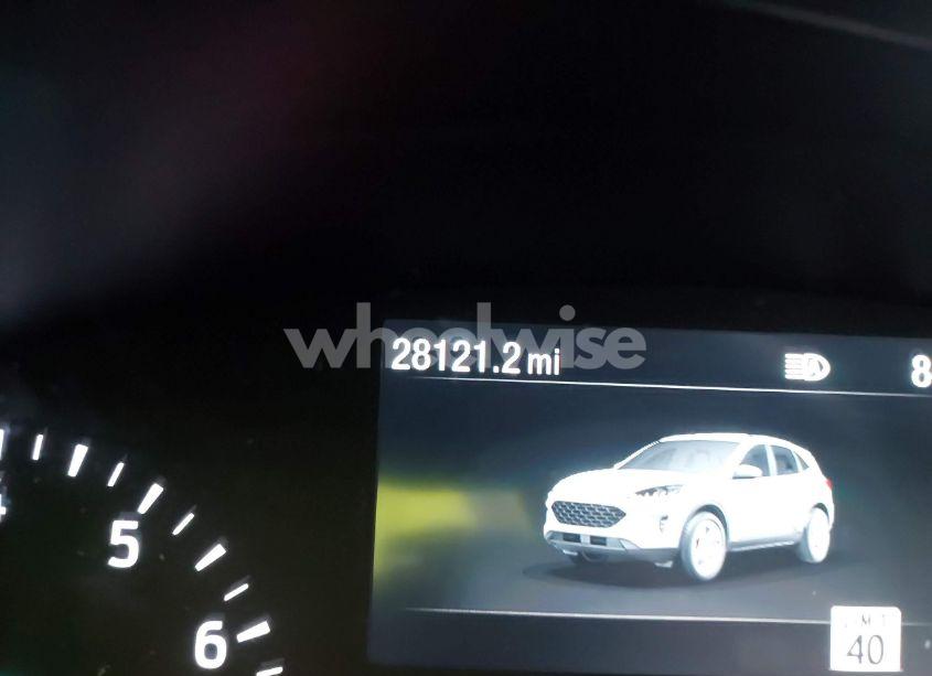 Photo 15 of 2022 Ford Escape SEL (VIN 1FMCU9H99NUB98422)