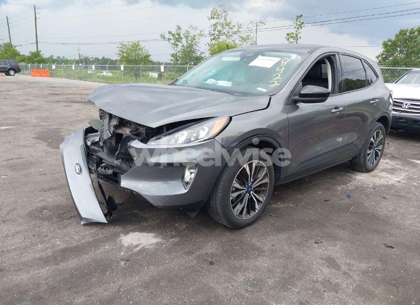 Photo 2 of 2022 Ford Escape SEL (VIN 1FMCU9H99NUB98422)