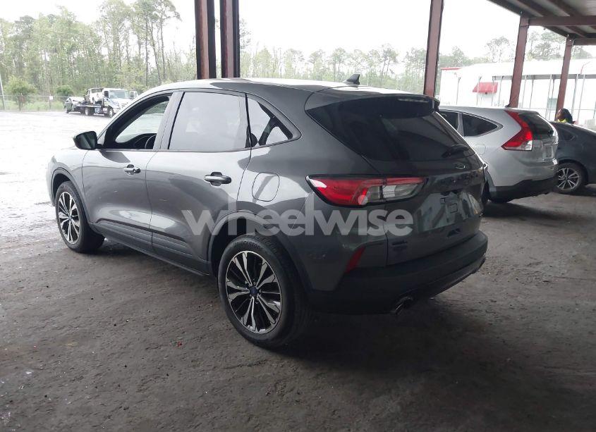 Photo 3 of 2022 Ford Escape SEL (VIN 1FMCU9H99NUB98422)