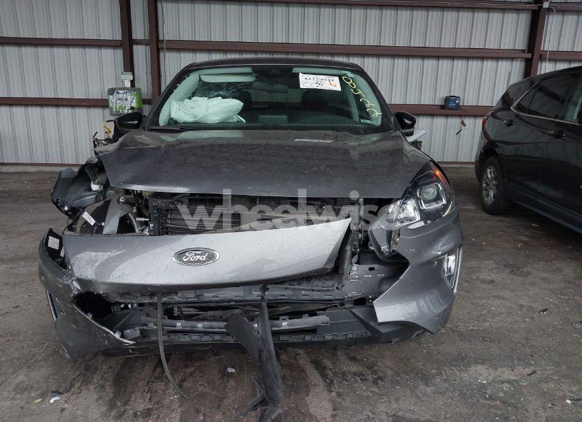 Photo 6 of 2022 Ford Escape SEL (VIN 1FMCU9H99NUB98422)
