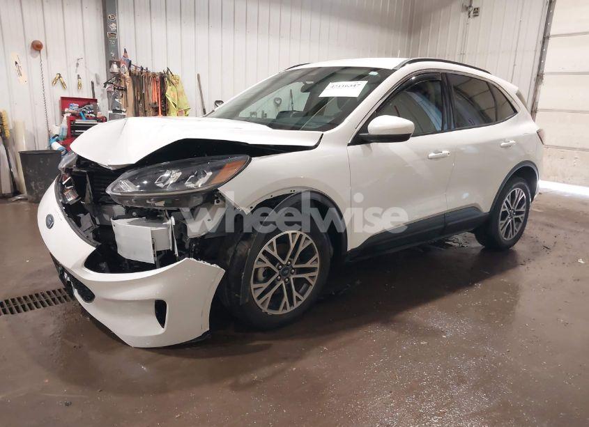 Photo 2 of 2020 Ford Escape SEL (VIN 1FMCU9H9XLUA11251)