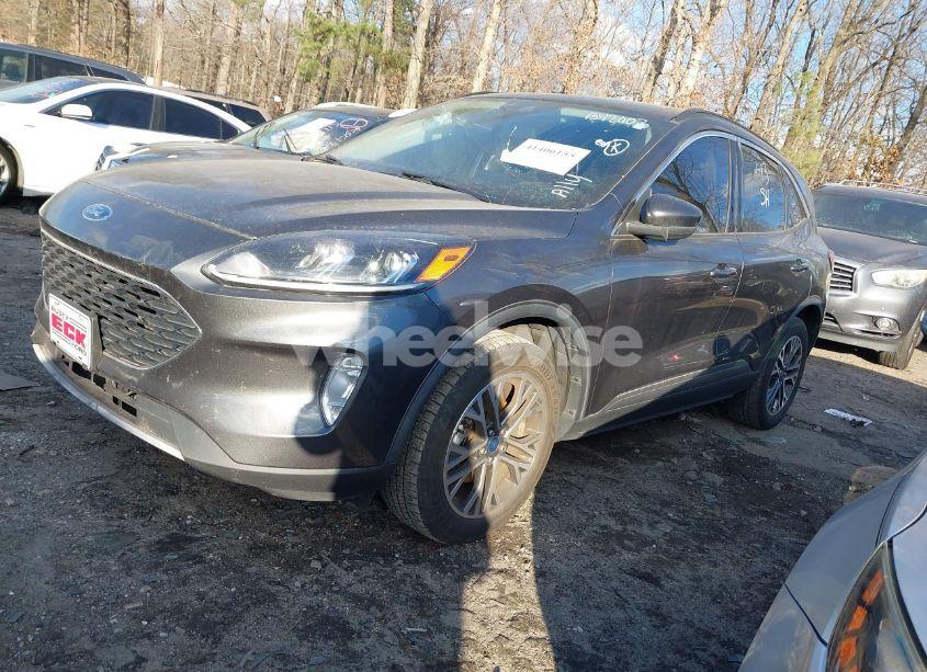 Photo 2 of 2020 Ford Escape SEL (VIN 1FMCU9H9XLUB42003)