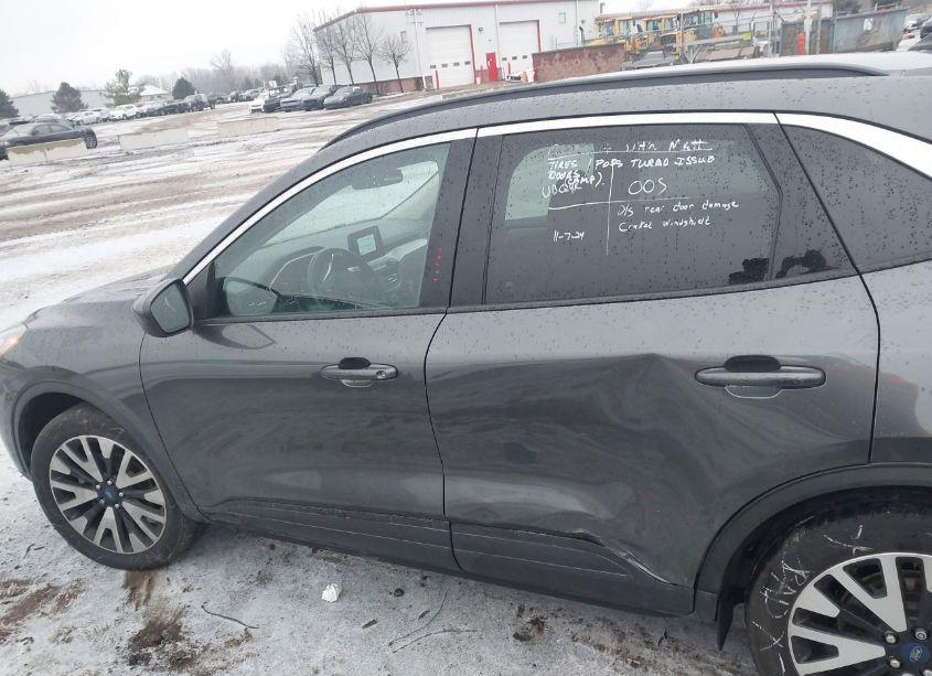 Photo 14 of 2020 Ford Escape SEL (VIN 1FMCU9H9XLUB64969)