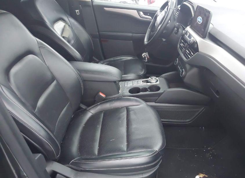 Photo 5 of 2020 Ford Escape SEL (VIN 1FMCU9H9XLUB64969)