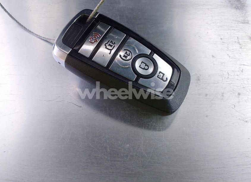 Photo 11 of 2021 Ford Escape SEL (VIN 1FMCU9H9XMUA17388)