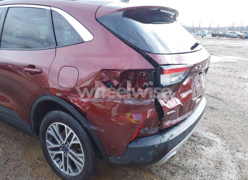 Photo 18 of 2021 Ford Escape SEL (VIN 1FMCU9H9XMUA17388)