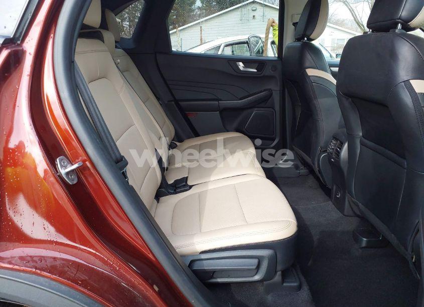 Photo 8 of 2021 Ford Escape SEL (VIN 1FMCU9H9XMUA17388)