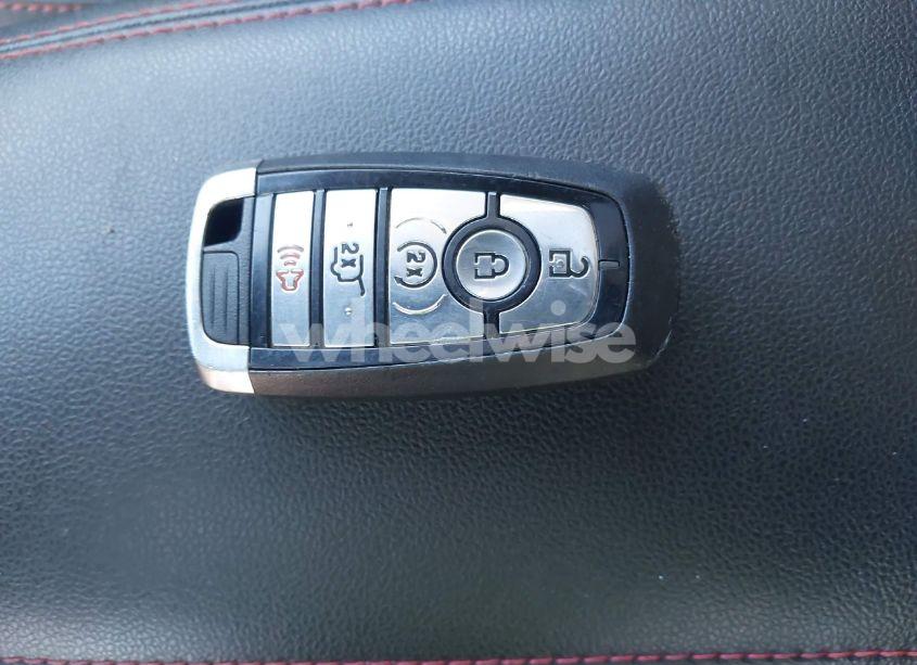 Photo 11 of 2022 Ford Escape SEL (VIN 1FMCU9H9XNUC02817)