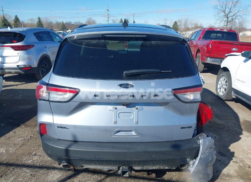 Photo 16 of 2022 Ford Escape SEL (VIN 1FMCU9H9XNUC02817)