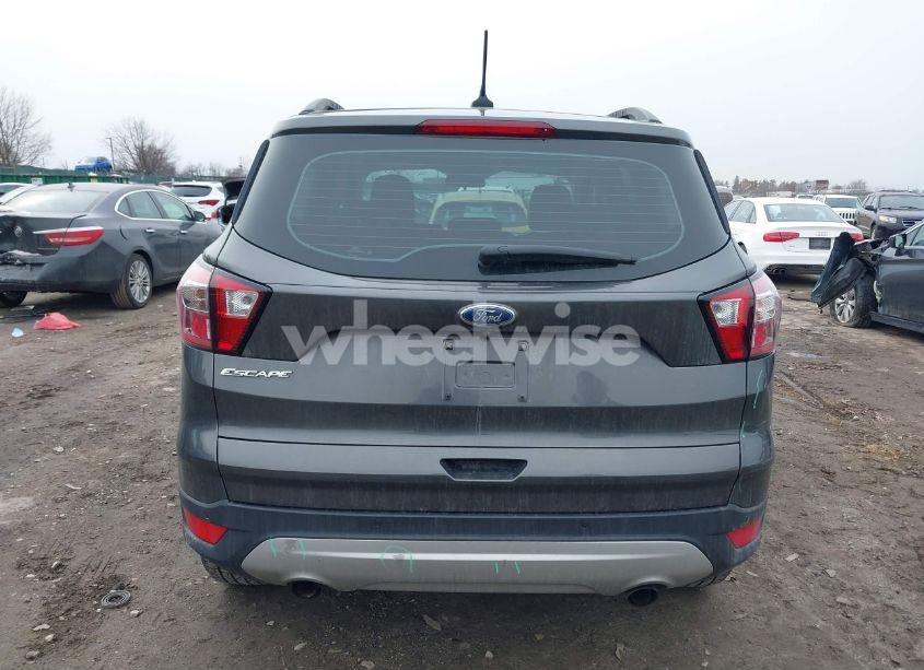 Photo 15 of 2018 Ford Escape SEL (VIN 1FMCU9HD0JUB06953)