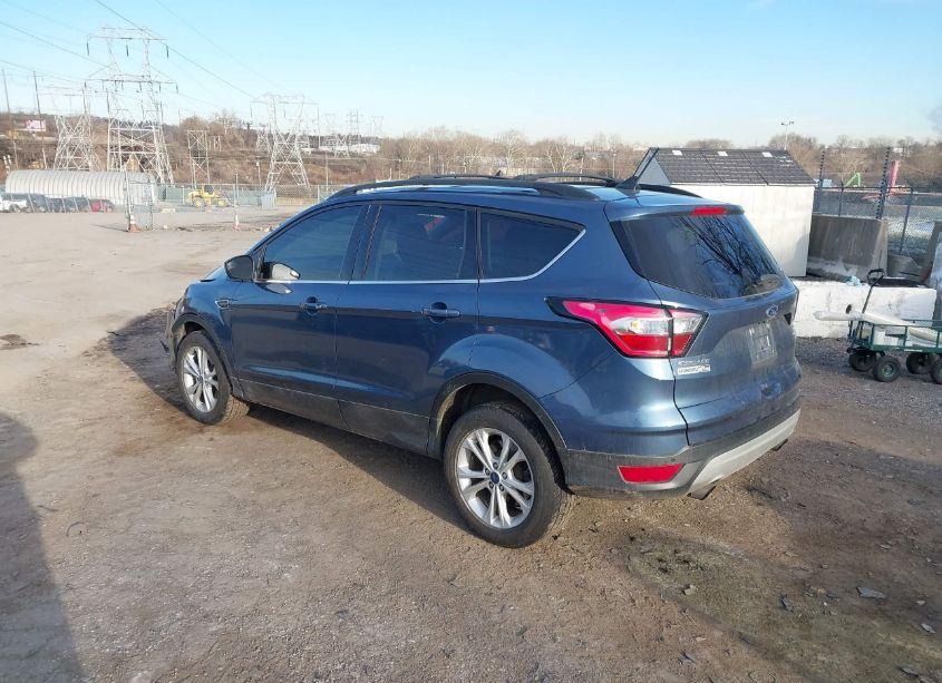 Photo 3 of 2018 Ford Escape SEL (VIN 1FMCU9HD0JUB19346)