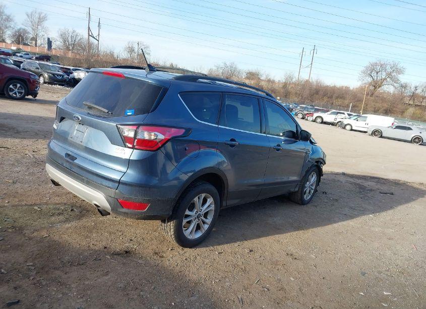 Photo 4 of 2018 Ford Escape SEL (VIN 1FMCU9HD0JUB19346)