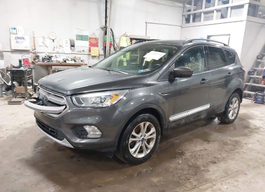 Photo 2 of 2018 Ford Escape SEL (VIN 1FMCU9HD0JUC46081)