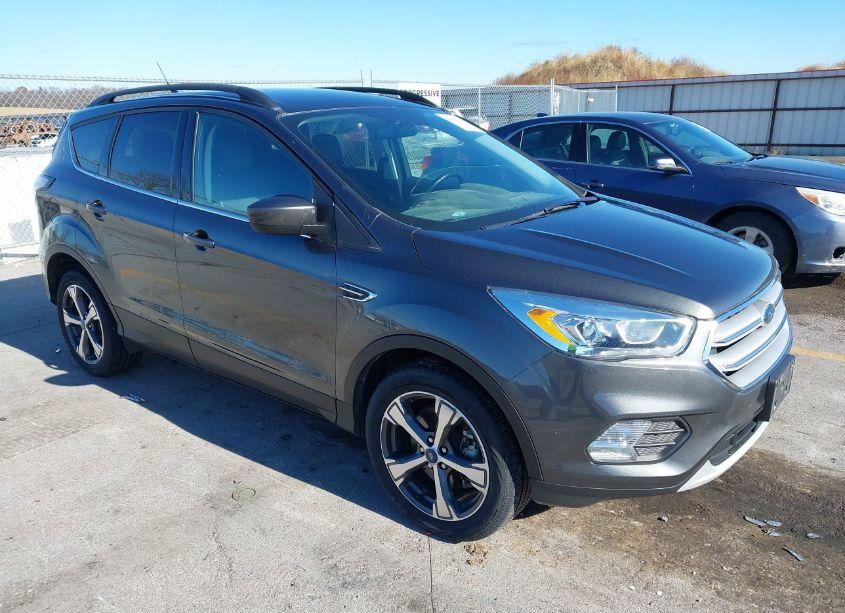 2018 Ford Escape SEL (VIN 1FMCU9HD0JUC59672) main photo