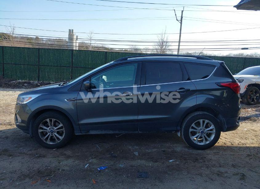 Photo 14 of 2019 Ford Escape SEL (VIN 1FMCU9HD0KUA10449)