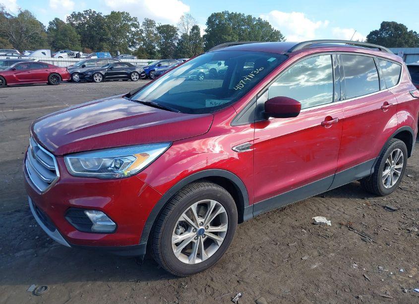 Photo 2 of 2019 Ford Escape SEL (VIN 1FMCU9HD0KUA67430)