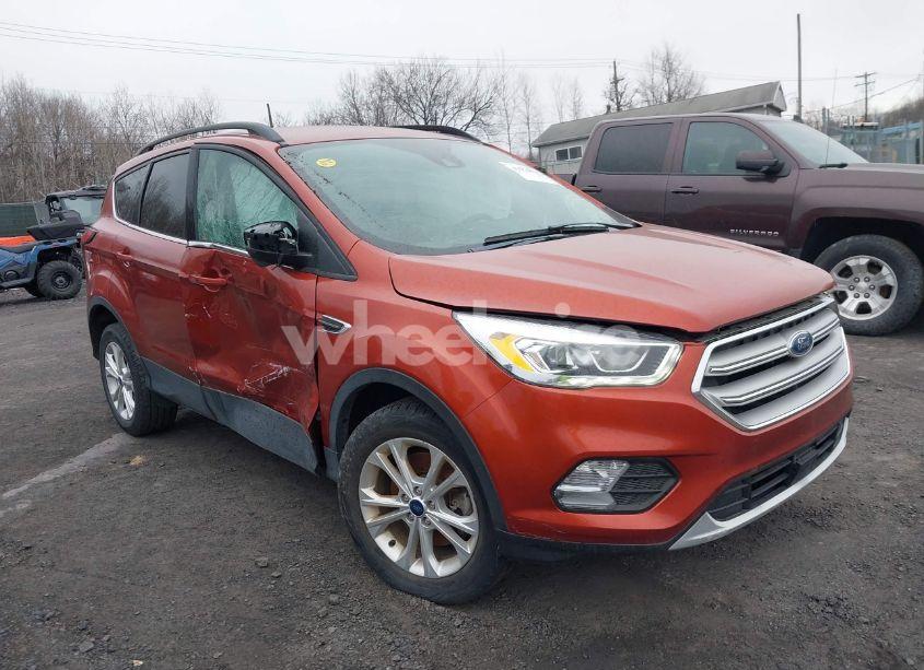 2019 Ford Escape SEL (VIN 1FMCU9HD0KUB44071) main photo