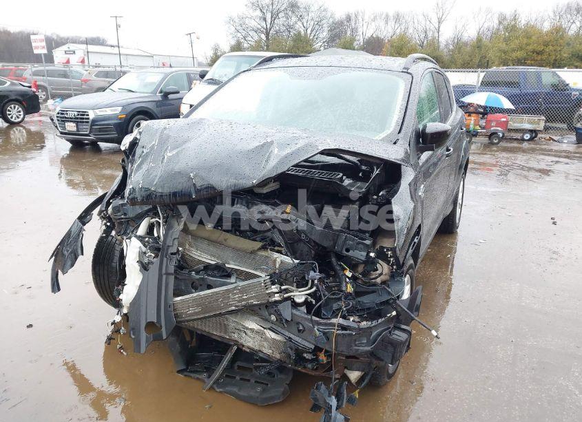 Photo 2 of 2019 Ford Escape SEL (VIN 1FMCU9HD0KUC33350)