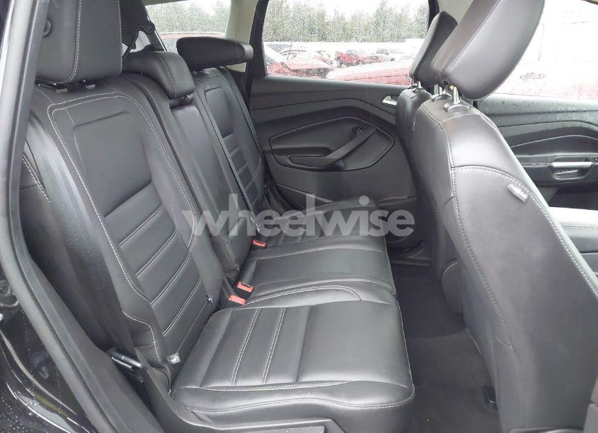 Photo 8 of 2019 Ford Escape SEL (VIN 1FMCU9HD0KUC33350)