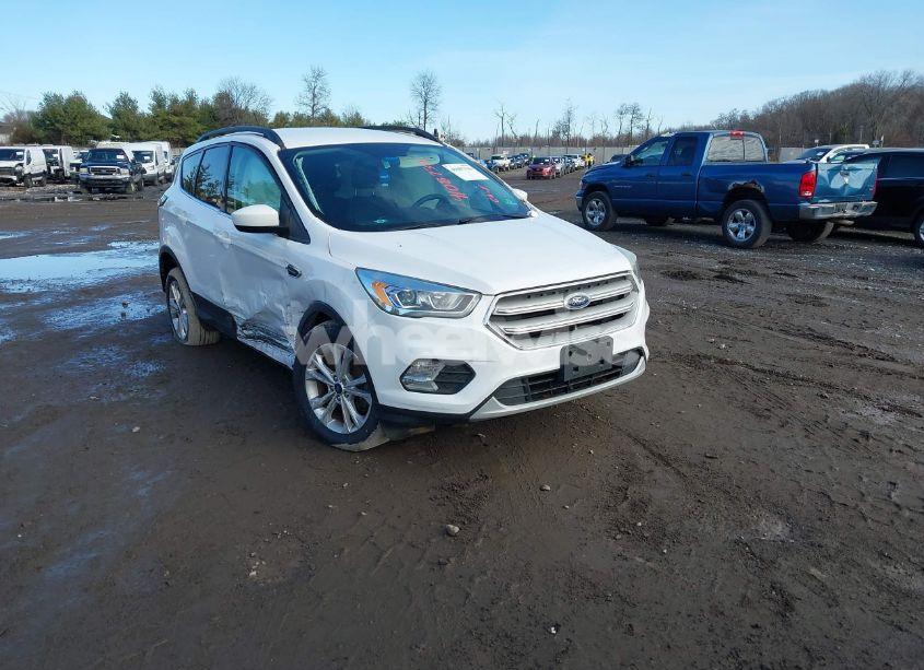 2018 Ford Escape SEL (VIN 1FMCU9HD1JUA26822) main photo
