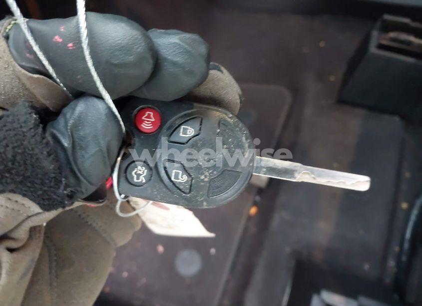 Photo 11 of 2018 Ford Escape SEL (VIN 1FMCU9HD1JUA26822)