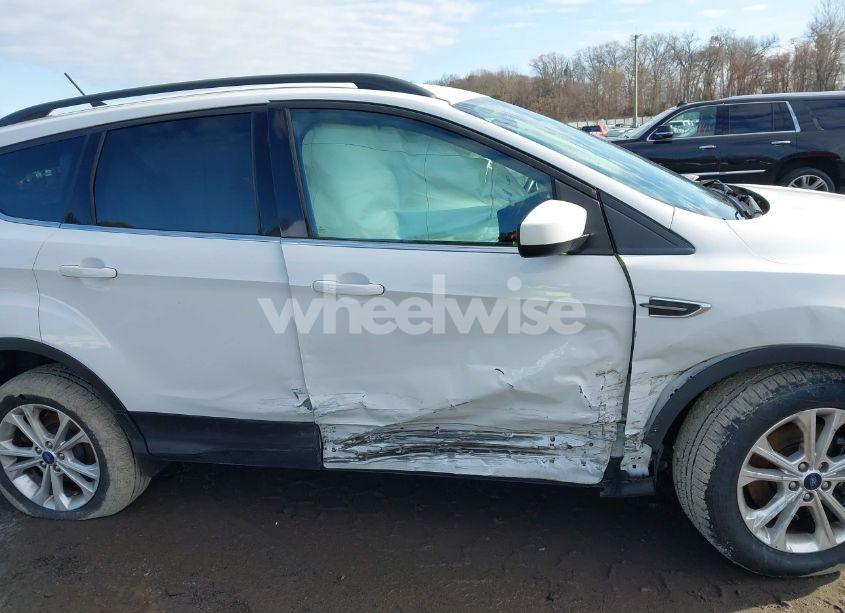 Photo 17 of 2018 Ford Escape SEL (VIN 1FMCU9HD1JUA26822)