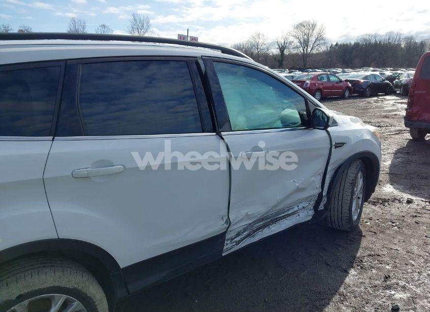 Photo 18 of 2018 Ford Escape SEL (VIN 1FMCU9HD1JUA26822)