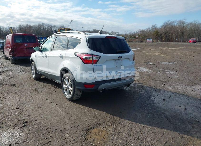 Photo 3 of 2018 Ford Escape SEL (VIN 1FMCU9HD1JUA26822)