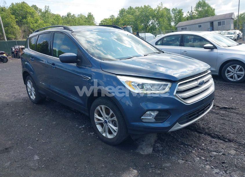 2018 Ford Escape SEL (VIN 1FMCU9HD1JUA98636) main photo