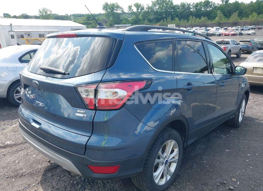 Photo 4 of 2018 Ford Escape SEL (VIN 1FMCU9HD1JUA98636)