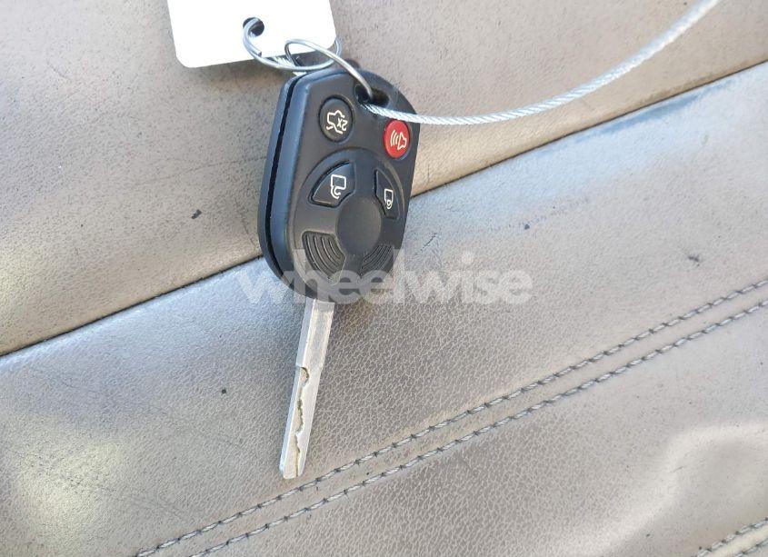 Photo 11 of 2018 Ford Escape SEL (VIN 1FMCU9HD1JUB30436)