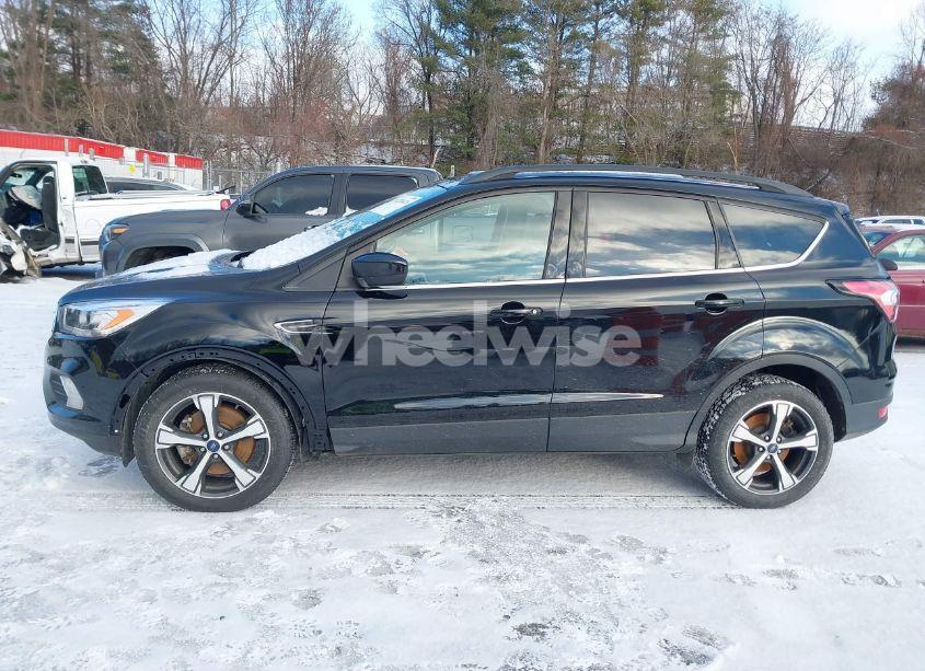 Photo 14 of 2018 Ford Escape SEL (VIN 1FMCU9HD1JUB37385)