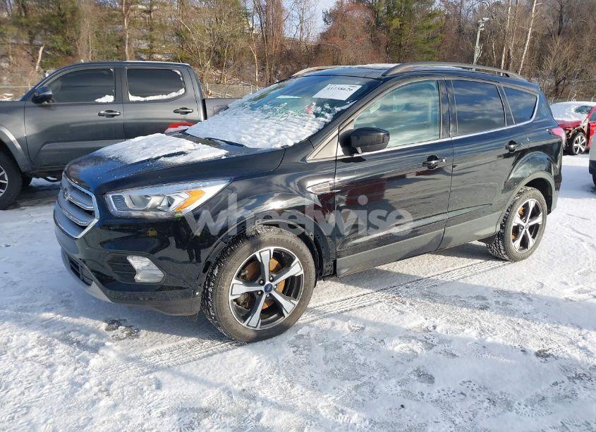 Photo 2 of 2018 Ford Escape SEL (VIN 1FMCU9HD1JUB37385)