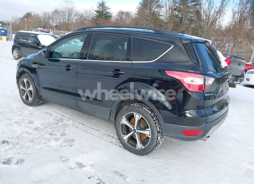 Photo 3 of 2018 Ford Escape SEL (VIN 1FMCU9HD1JUB37385)