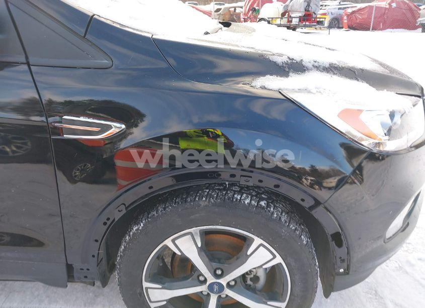 Photo 6 of 2018 Ford Escape SEL (VIN 1FMCU9HD1JUB37385)