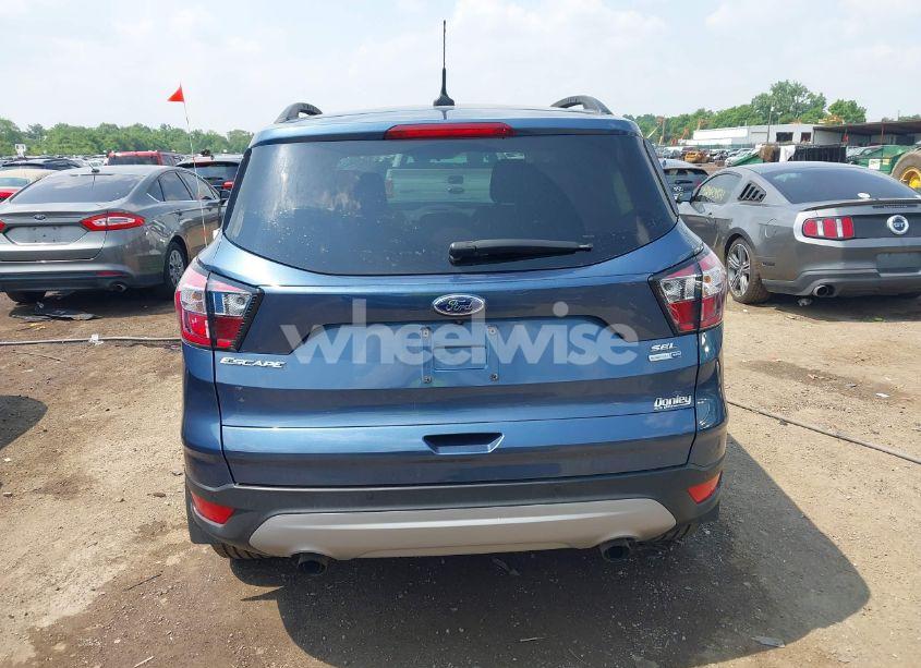 Photo 16 of 2018 Ford Escape SEL (VIN 1FMCU9HD1JUC02400)