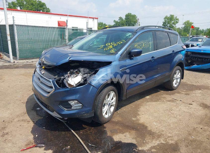 Photo 2 of 2018 Ford Escape SEL (VIN 1FMCU9HD1JUC02400)