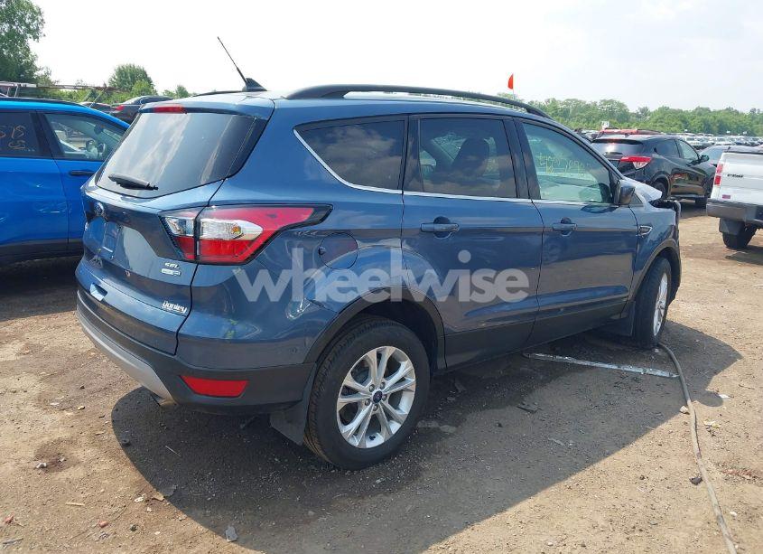 Photo 4 of 2018 Ford Escape SEL (VIN 1FMCU9HD1JUC02400)